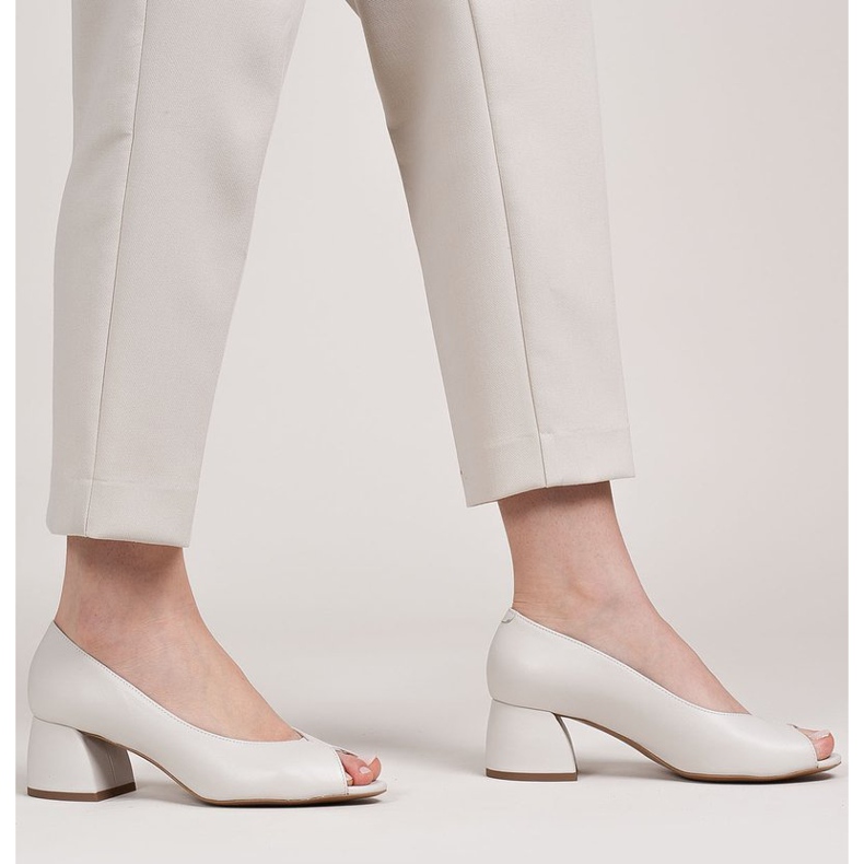 Marco Shoes 1576P bež kožne pumpe sa stabilnom petom 1