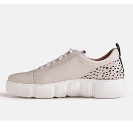 Marco Shoes Bež tenisice s Marco logo na petu 1