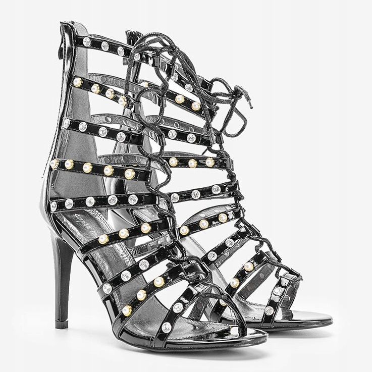 Crne sandale na štikli The Twist crno 1