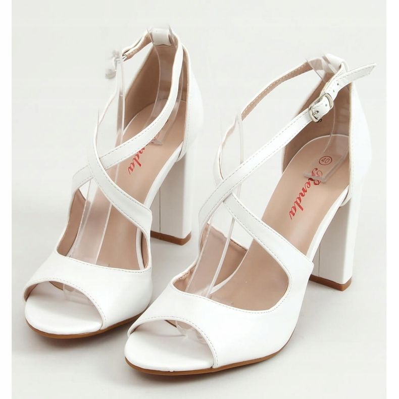 Bijele sandale s visokim potpeticama S-837 Bijele bijela 1