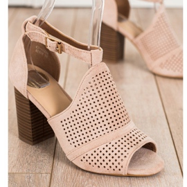 SHELOVET Ugrađene otvorene sandale bež 1