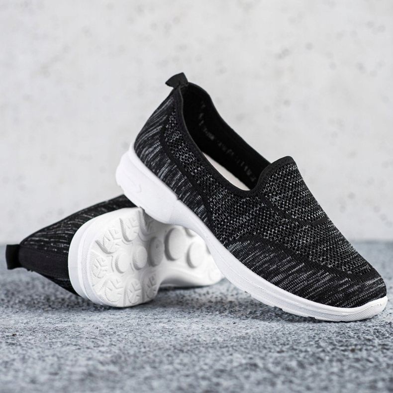 SHELOVET Ažurne sportske cipele crno 1