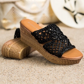 Laura Mode Ažurne papuče na klin crno 1