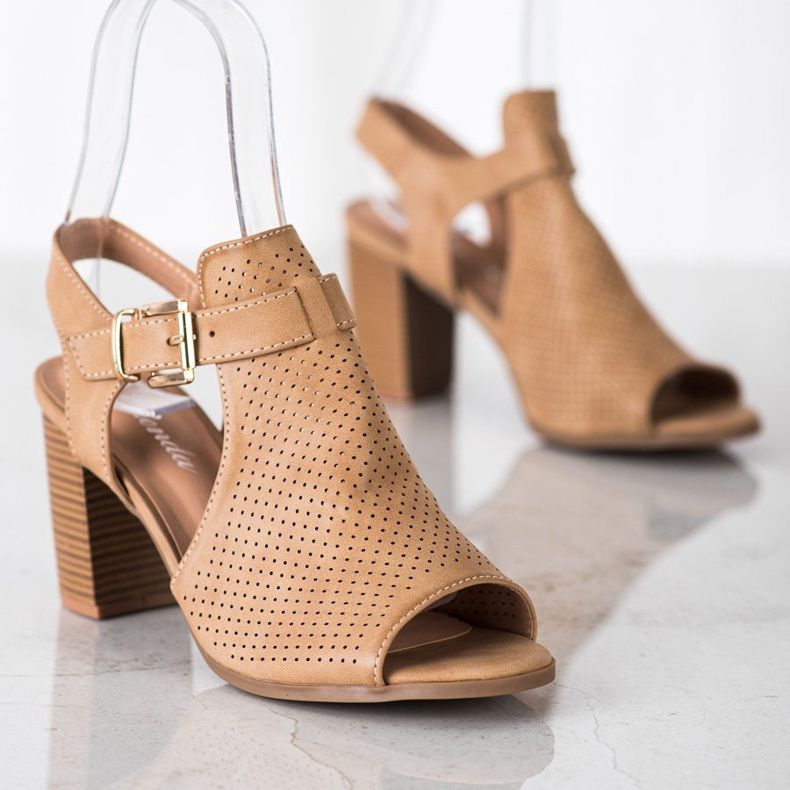 Renda Sandale izrađene od eko kože bež smeđa 1