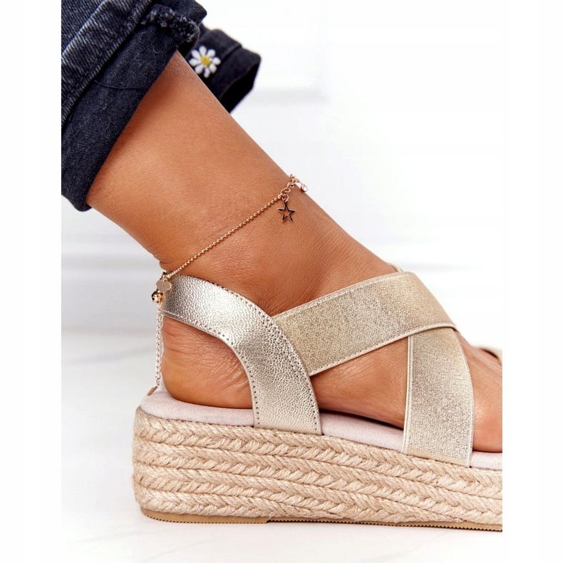 Sandale na klin s rebrastim reljefom Big Star HH274414 zlatne zlatna 4