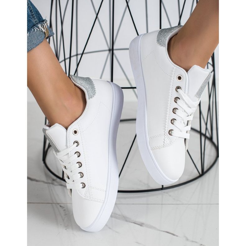 SHELOVET Ležerne sportske cipele bijela 2