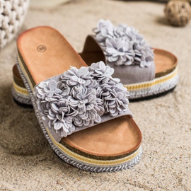 SHELOVET Papuče na platformi s ukrasom siva 1