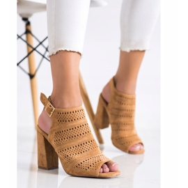 Renda Ažur sandale na postu smeđa 2