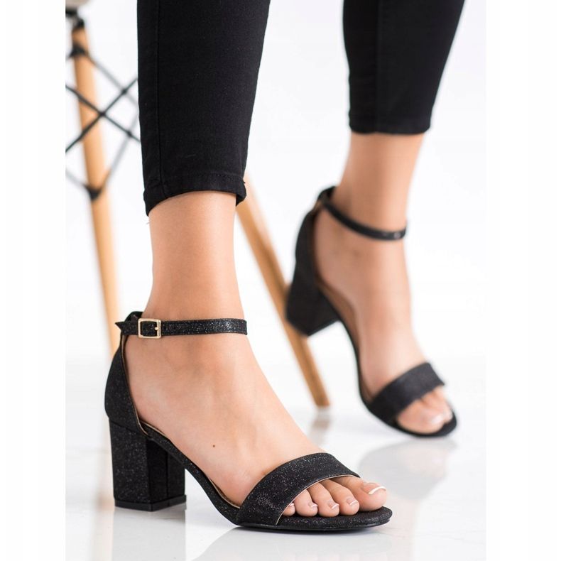 Mannika Klasične sandale sa sjajem crno 1