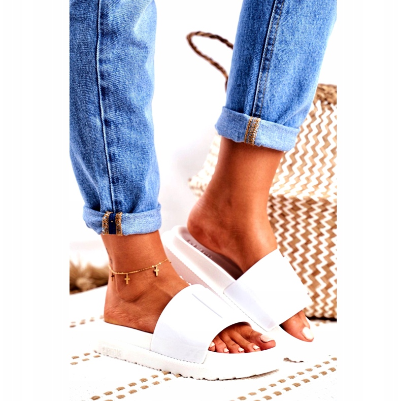 Ženske papuče Big Star na platformi bijele FF274812 bijela 2