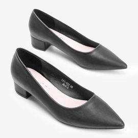 Crne pumpe na niskom stupu Zafire crna 1