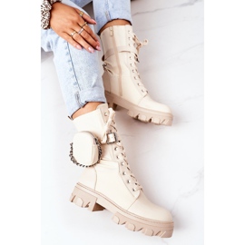 PS1 Topli radnici s bubrežnom bež bojom me gledaju 1