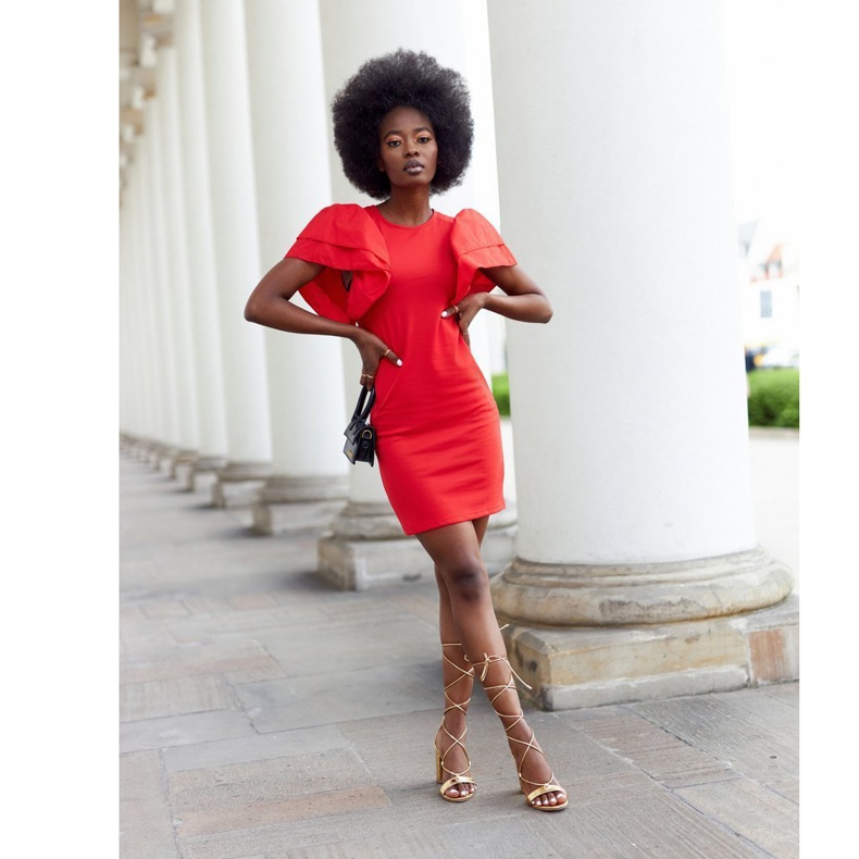 PS1 Vezane sandale na zlatnoj pisti zlatna 2