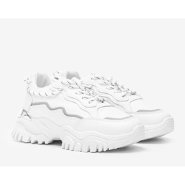 Bijele tenisice na debelom Desiare potplatu bijela 1