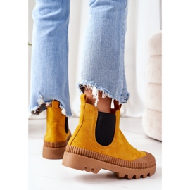 Mulanka Radnici antilopa na žutoj platformi dođite sa mnom žuta boja 2