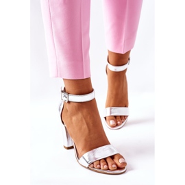 Klasične kožne sandale na baru Laura Messi 1760 srebrna srebro 1