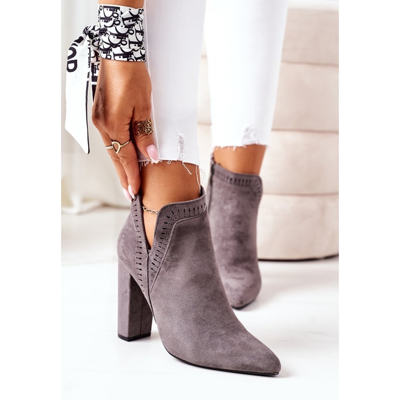 Tople čizme na postu Grey Sally siva 2