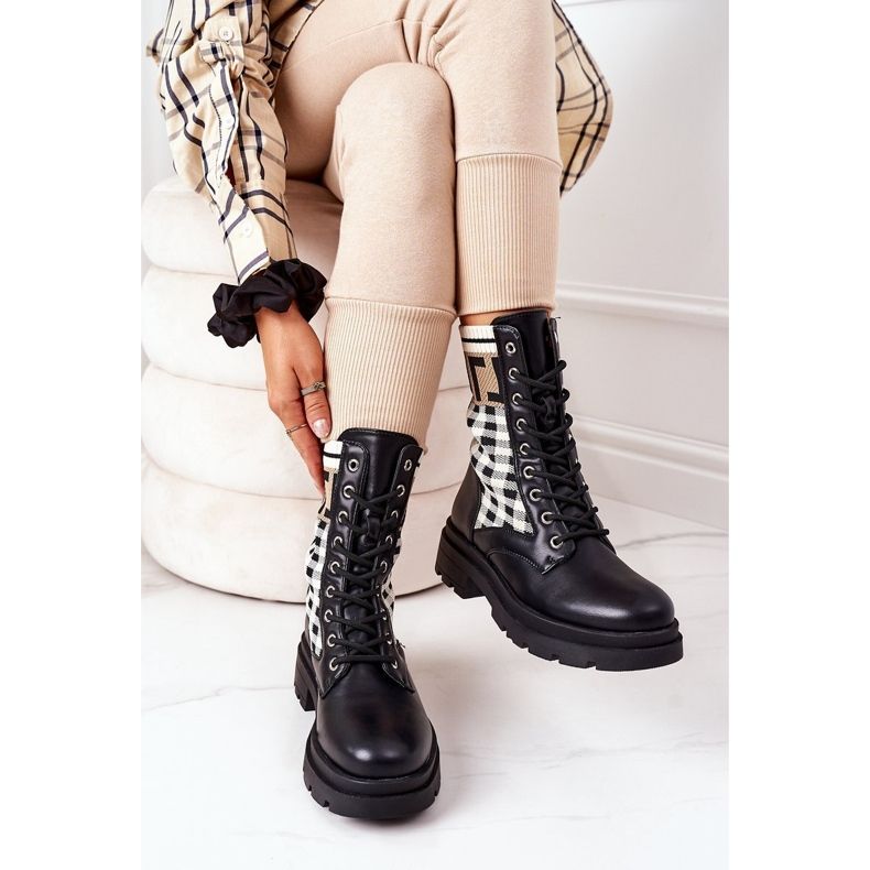 Ljubavna priča radnika iz elastične crne tkanine smeđa 1