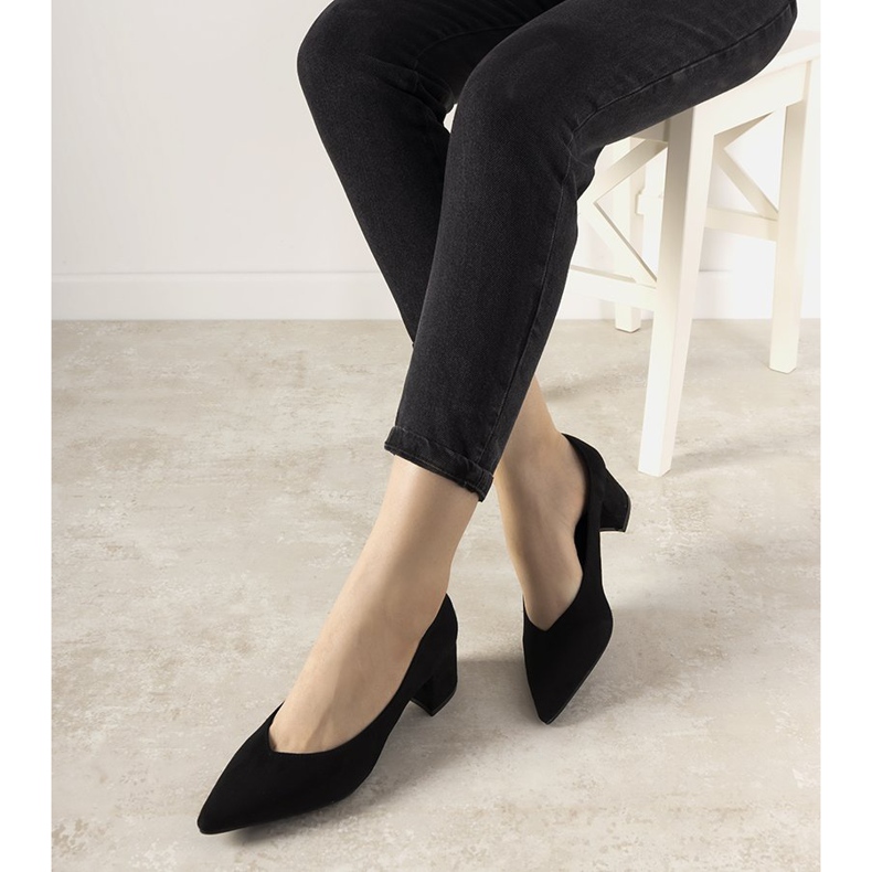 Crne pumpe na Florenovom stupu crna 1