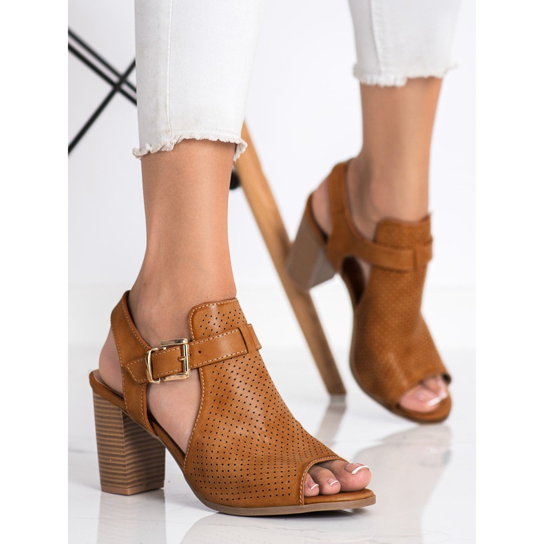 Renda Sandale izrađene od eko kože smeđa 2