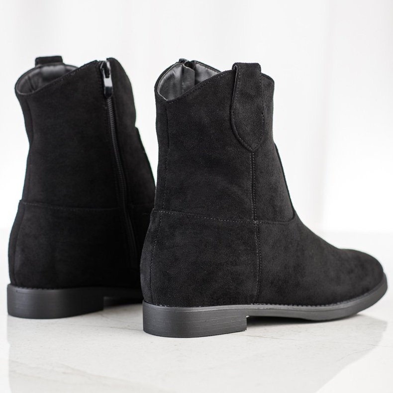 J. Star Crne kaubojke na klinu crno 1