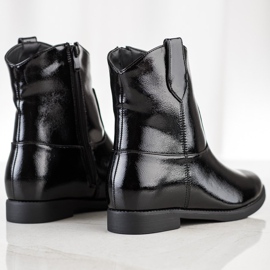 J. Star Crne kaubojke na klinu crna 1