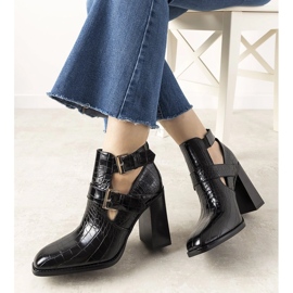 Crne čizme na stupu s uzorkom krokodilske kože Maybelle crno 2