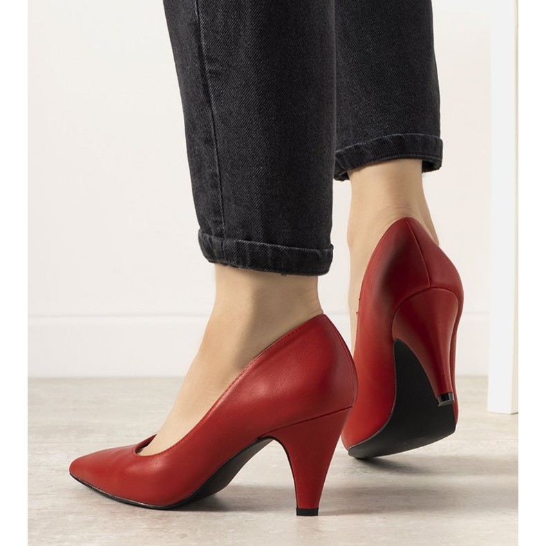 Crvene pumpe na debeloj peti Day Off crvena 1
