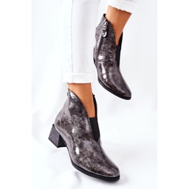 Kožne tople čizme na visoku petu Maciejka 04777-13 Siva višebojan 2