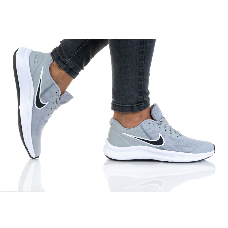 Cipele Nike Star Runner 3 (GS) W DA2776-005 siva 1