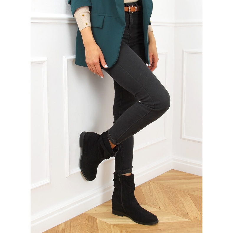 Crne čizme na skrivenoj klinnoj peti D7568 Crna 2