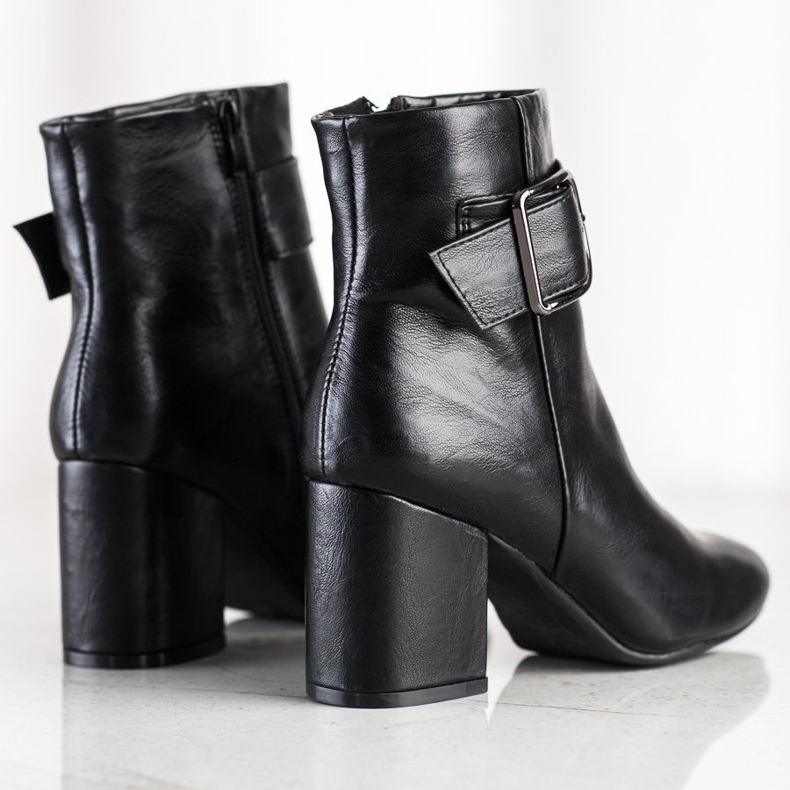 SHELOVET Klasične čizme sa kopčom crno 1