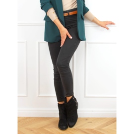 Crne čizme na skrivenoj klinnoj peti D7719 Crna 2