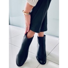 Crne štikle 1903 Crna 2