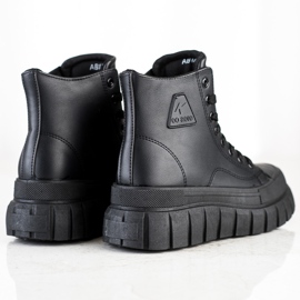 SHELOVET Tenisice s eko kožom na platformi crna 1