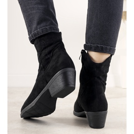 Crne ženske čizme s kaubojskim naglaskom Tello Cruz crno 1