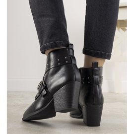 Crne čizme Jodhpur s kopčom i Rubio klinovima crno 1