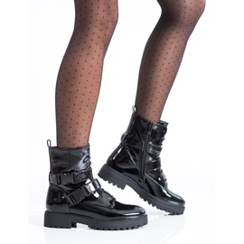 Bestelle Lakirani radnici s kopčama crno 2