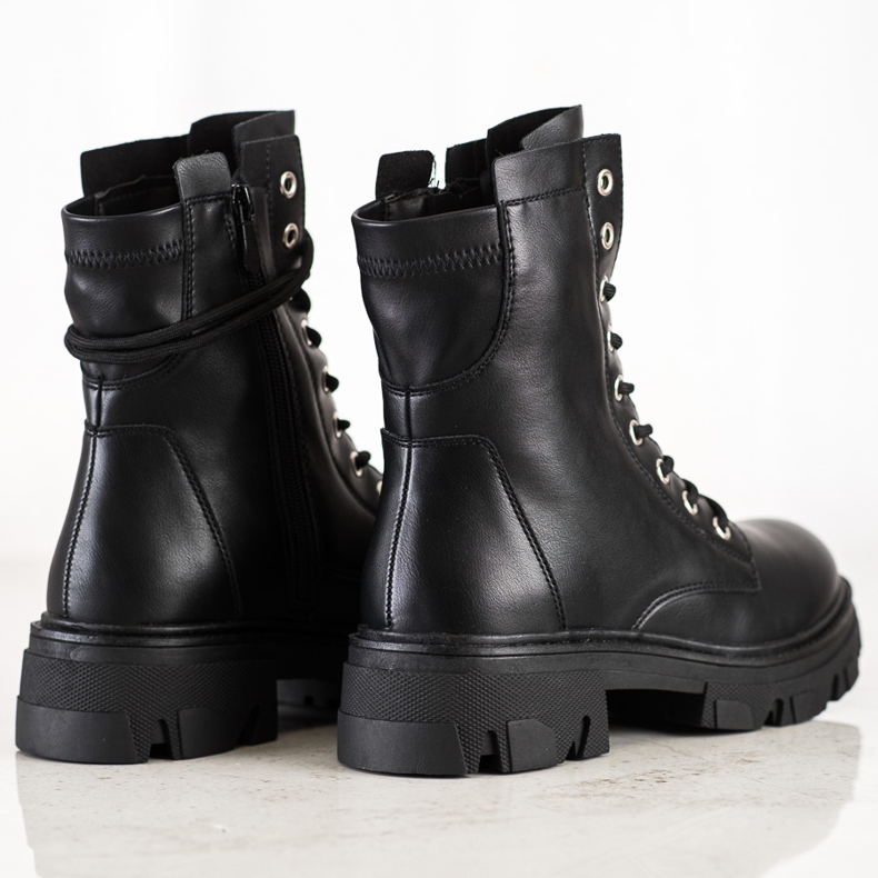 Bestelle Radnici na vezanje s eko kožom crna 1