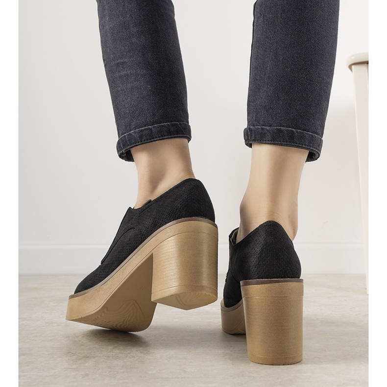 Crne gležnjače na vezicu na Cascio stupu crna 1