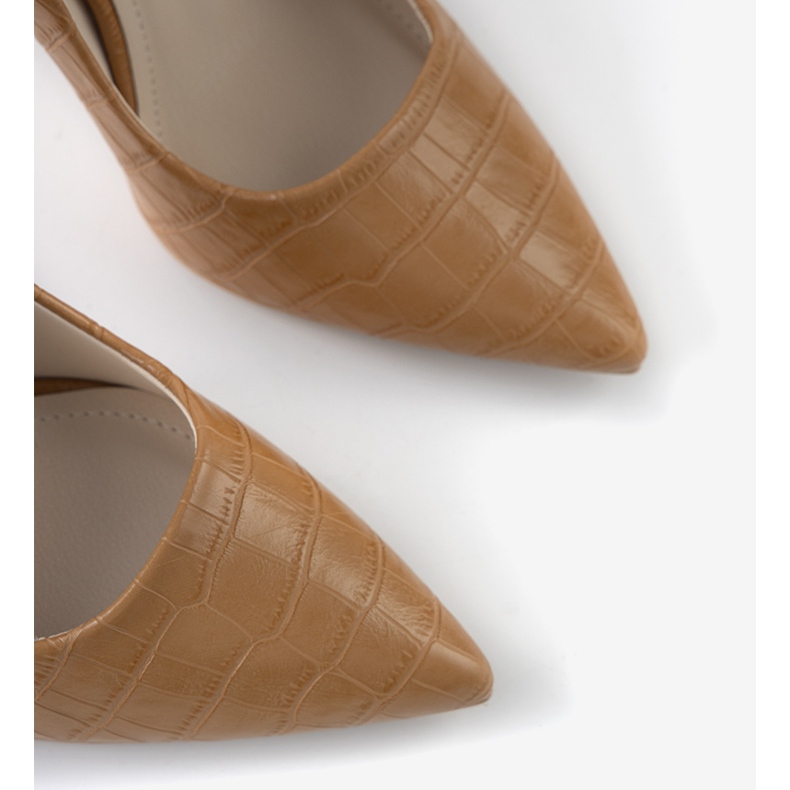 Smeđe pumpe na peti Thrower smeđa 1