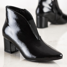 VINCEZA lakirane čizme crna 1