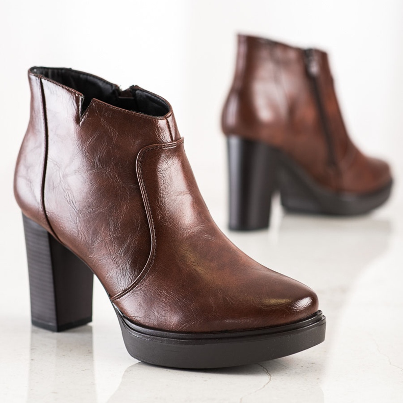 Sabatina Niske čizme na platformi smeđa 1