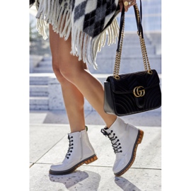 PE1 Lakirane radničke čizme na bijelom klizaču bijela 2