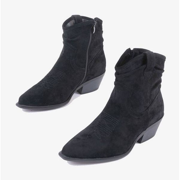 Crne kaubojske čizme na objavi Bowi Bowi crna 1