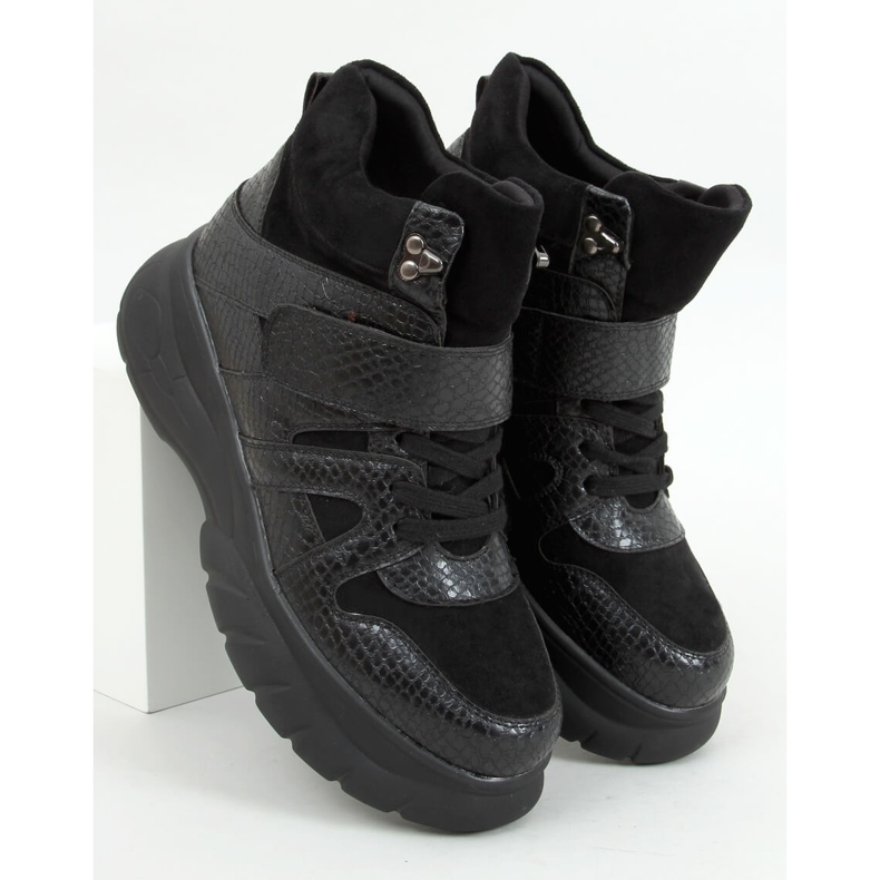 Cipele s visokim potplatom KL-771 Crna 1