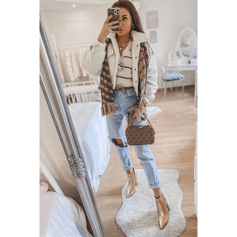 Zlatne gležnjače na stupu Stomp zlatni 1