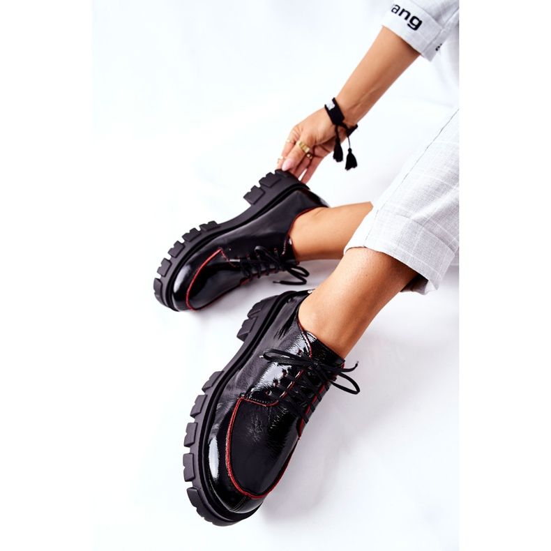 Ženske kožne cipele Maciejka Black 5074A-01 crno 2