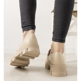 Mokasine u bež boji na visokom potplatu Reyna 1