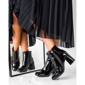 Lucky Shoes Lakirane čizme na stupu crna 2